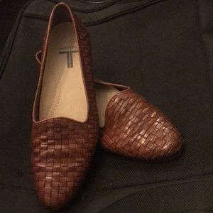 Trotters woven flats
